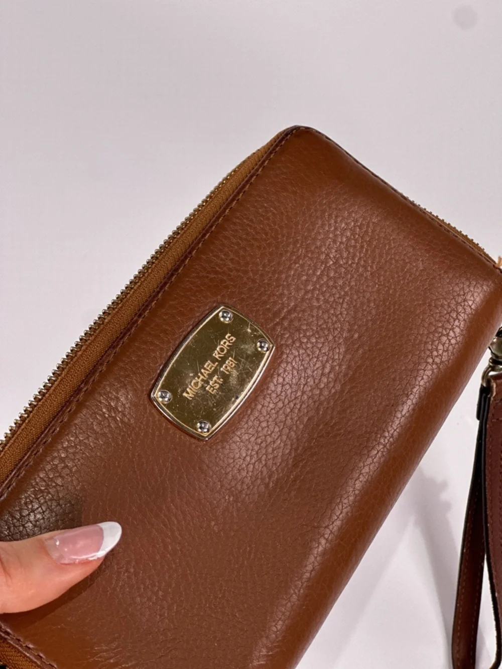 Michael Kors Zip Around Continental Wristlet Wallet Pebbled Leather Brown OS
